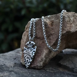 Naszyjnik Z Vegvisirem