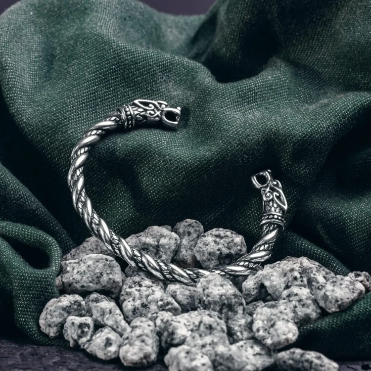 Bransoleta Fenrir