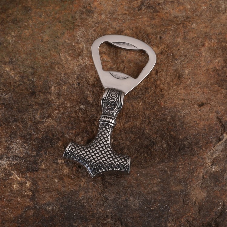 Otwieracz do piwa Mjolnir.jpg