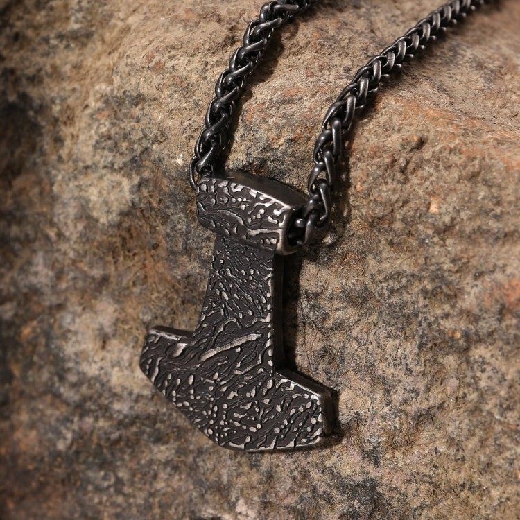 Stalowy naszyjnik młot Thora